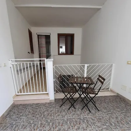 A 20 Passi Dal Mare 2 Апартаменты *