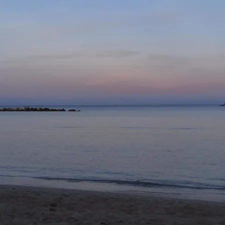 A 20 Passi Dal Mare 2 Отранто